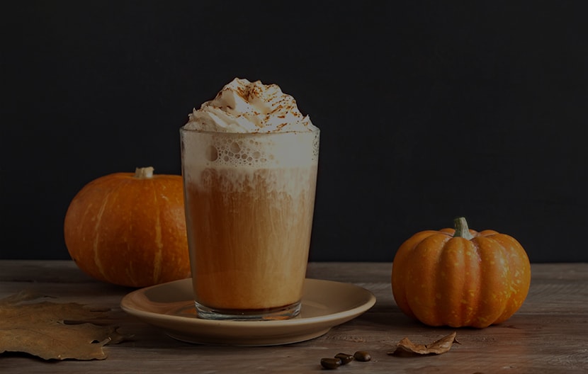 PUMPKIN SPICE LATTE : LA BOISSON DE L’AUTOMNE